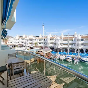 malaga-benalmadena-puerto-marina-costa-sol-holiday-rentals.es-andalucia.com/